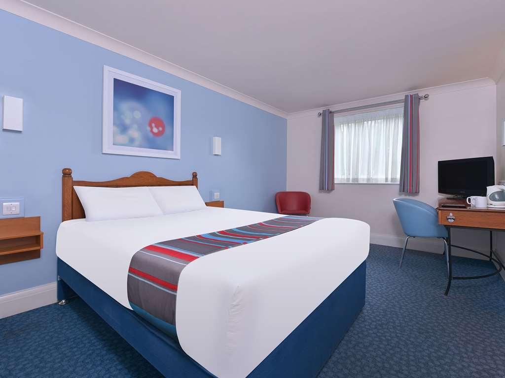 Travelodge Bedford Goldington Road Bilik gambar